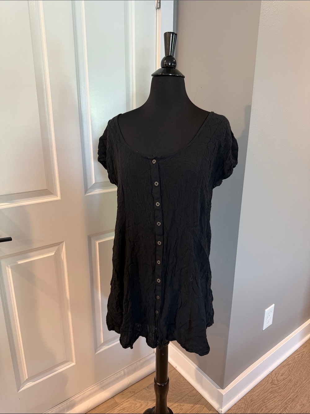 Amuse Society black button-front crinkle minidress